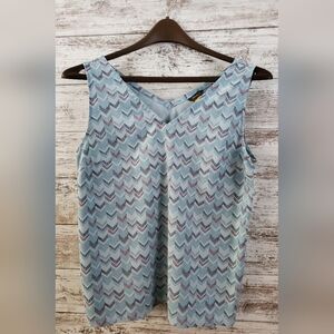 Eddie Bauer Departure V-Neck Tank Top